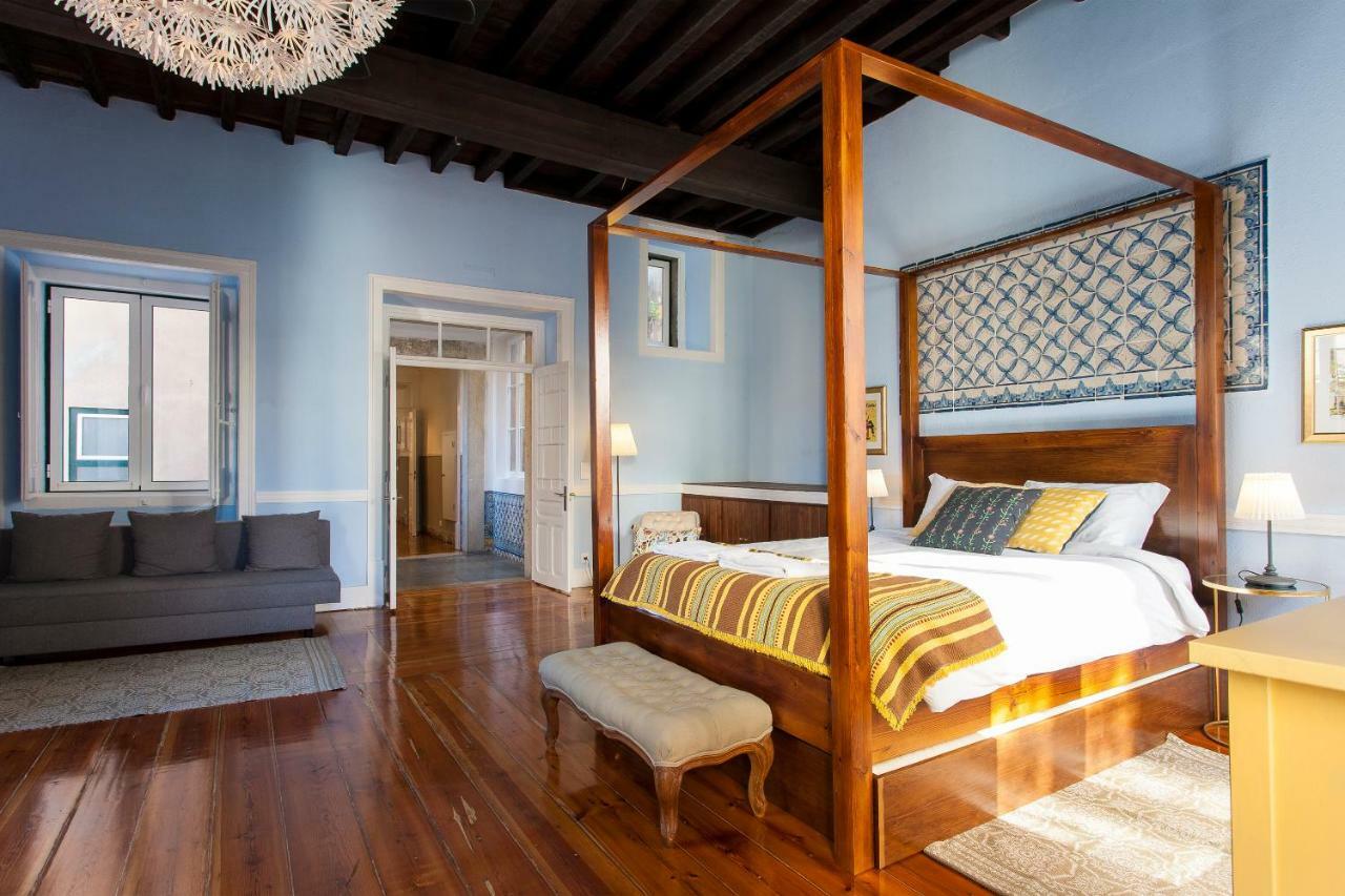 Camoes By Central Hill Apartments Lisbona Esterno foto